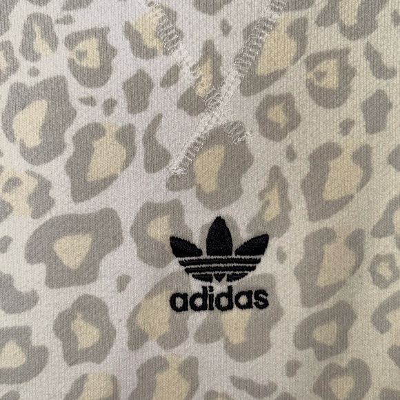 NWOT adidas leopard print long sleeve sweat shirt - Picture 4 of 7
